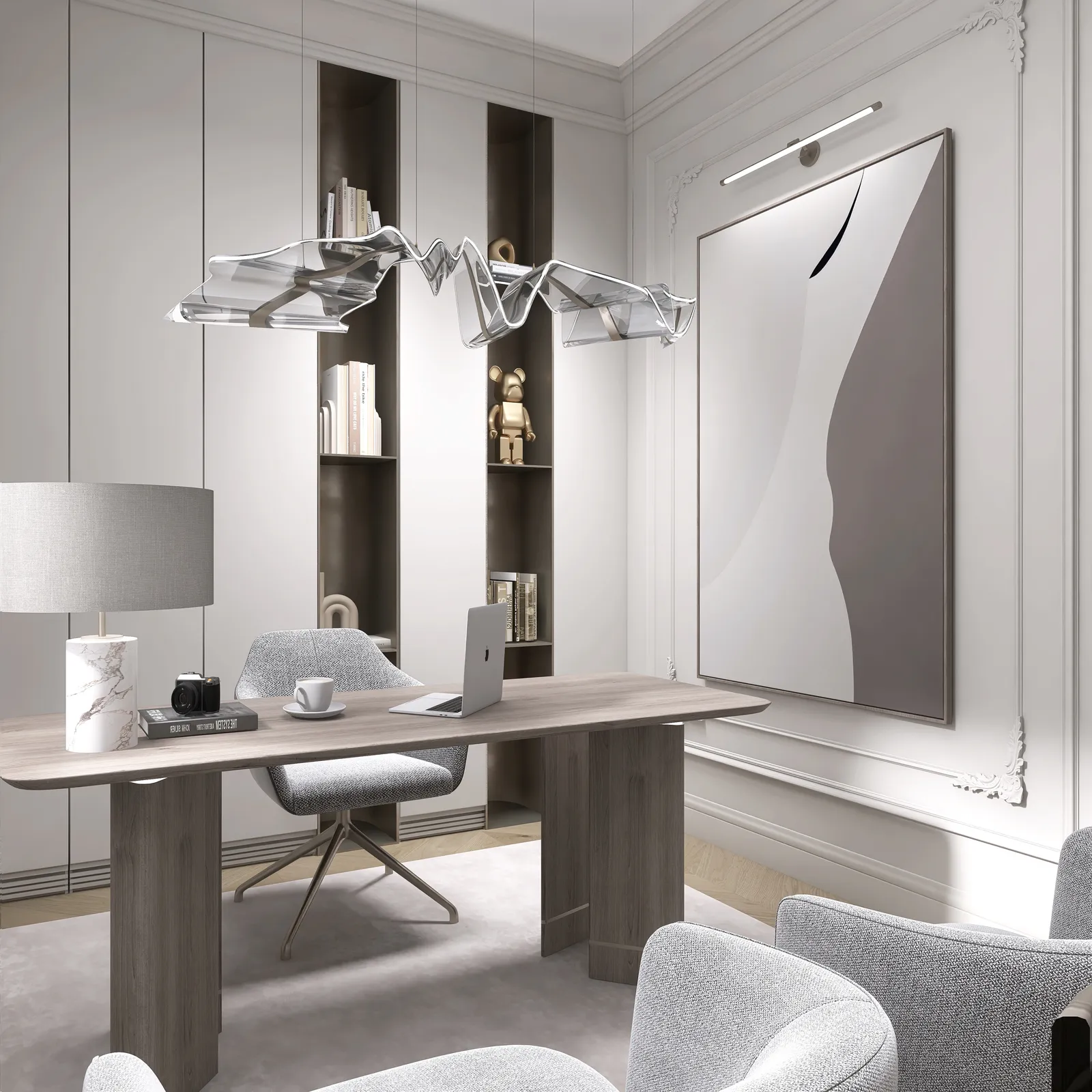 Pariser Wohnung, Arbeitszimmer mit Holzschreibtisch, strukturierten Sesseln und Regalnischen